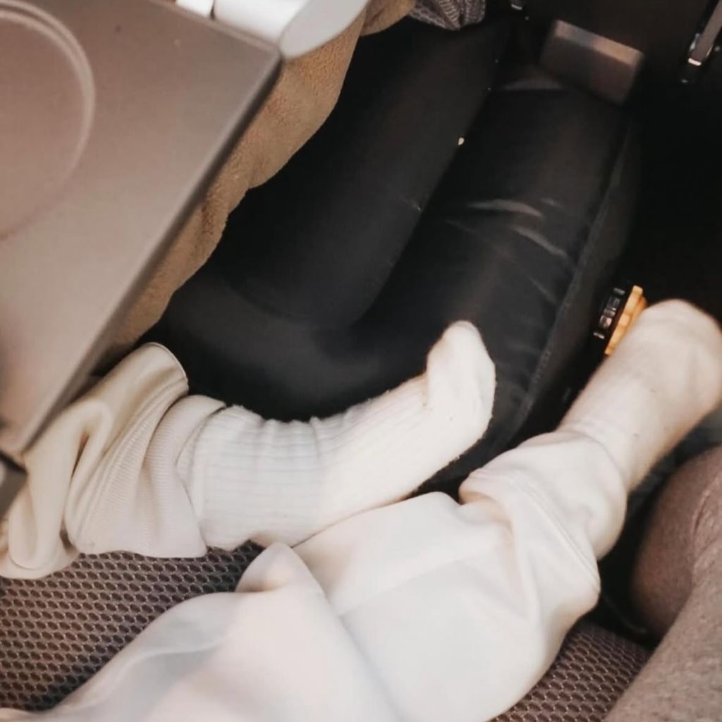 Plane Pal™ Self-Inflating Pillow
